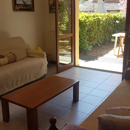 Zarina Apartment Pallanza
